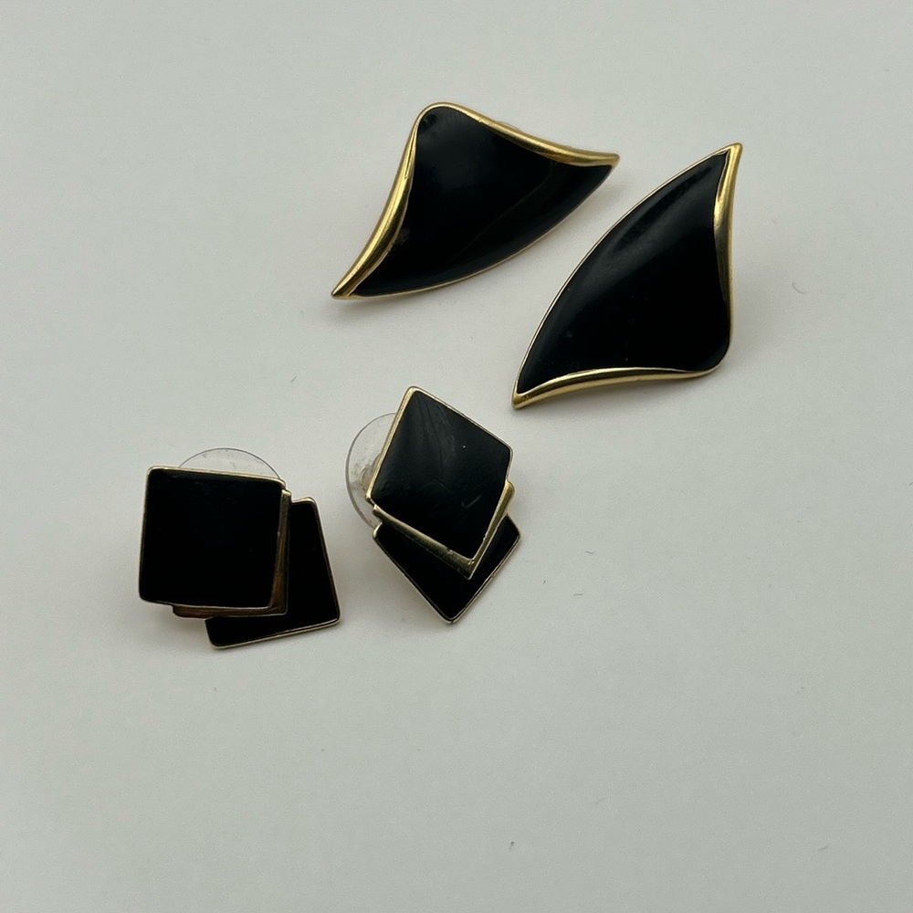2 Pairs Vintage Trifari Enamel Post Earrings